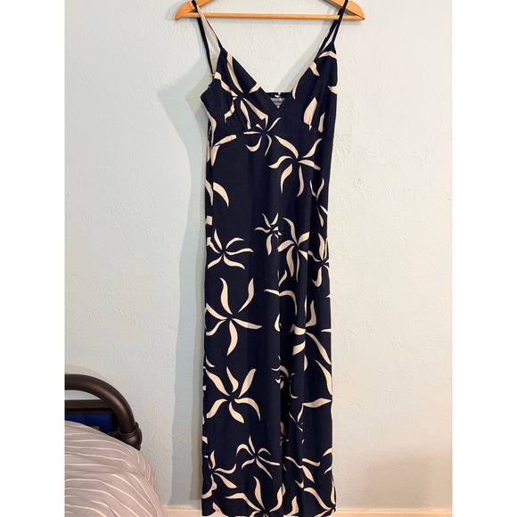 No Brand Dresses & Skirts - Navy Cream Floral Maxi Dress Small Strappy Smocked Back Coastal Boho Resortwear